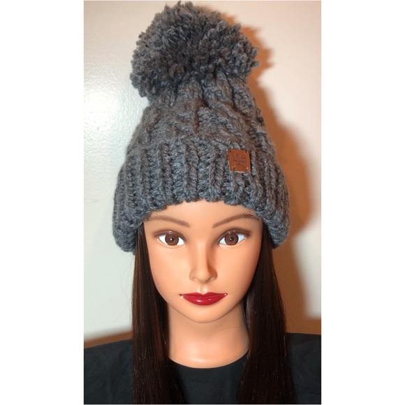 Hand knitted Dark grey winter hat - Picture 2 of 6